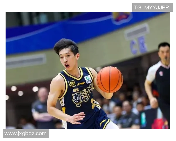 广东男篮在U21全锦赛中战胜深圳杨溢豪取38分7篮板5助攻5抢断9失误 广东男篮在U21全锦赛中战胜深圳杨溢豪取38分7篮板5助攻5抢断9失误
