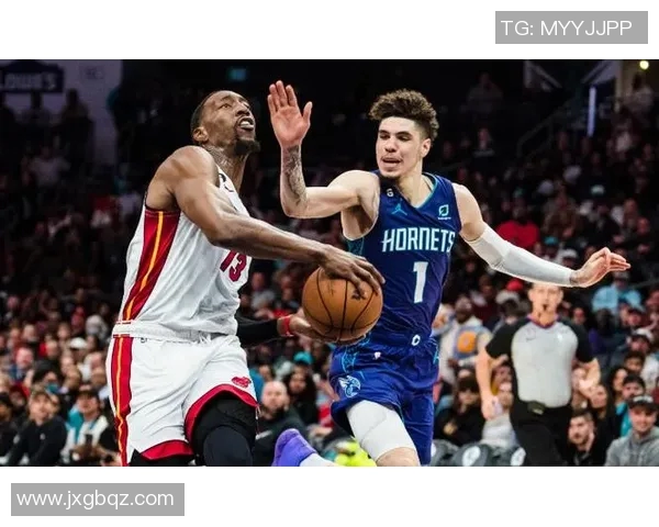 快船vs太阳前瞻：布克带队上门挑战，老迈快船急需抖擞精神